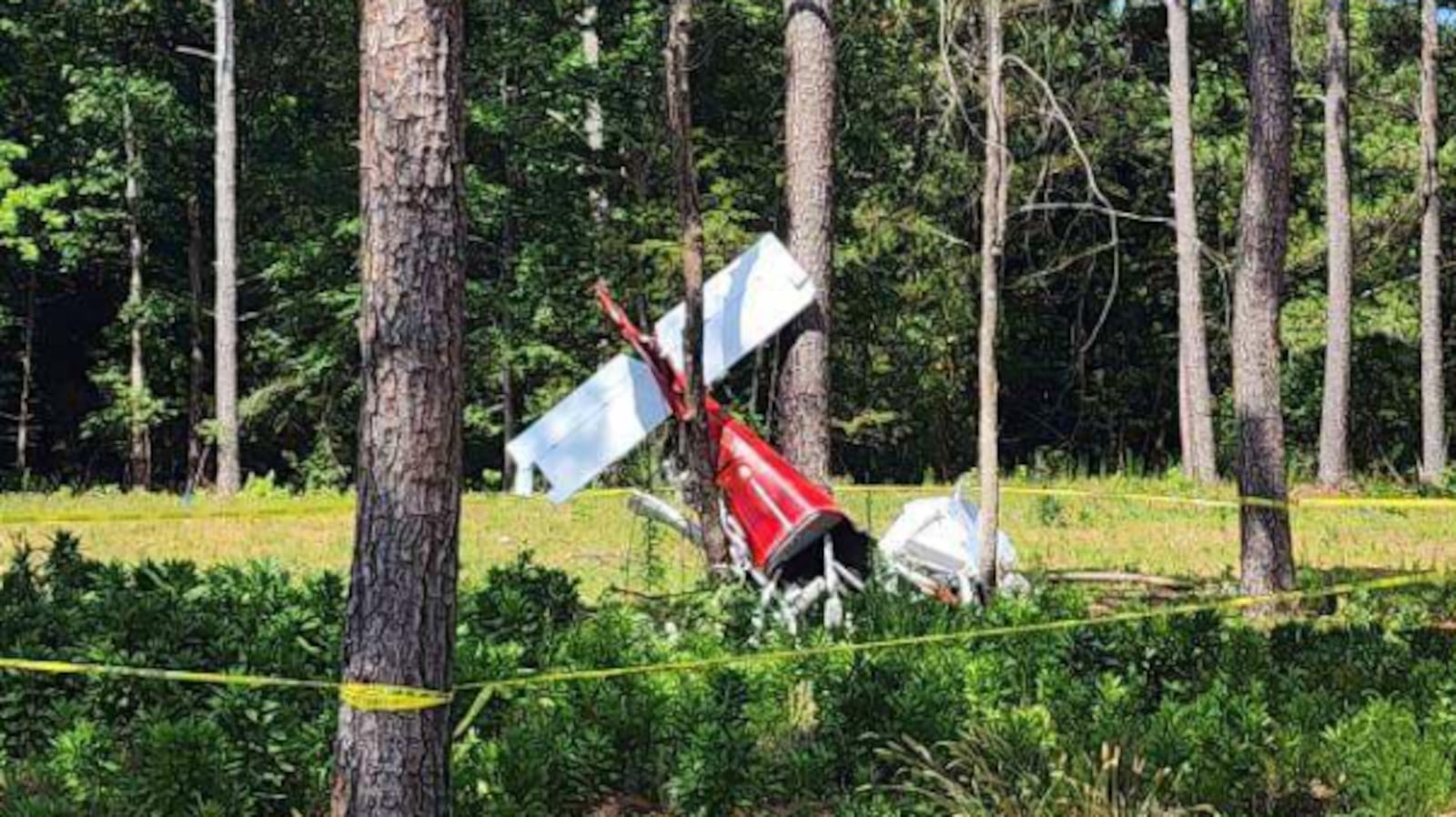 5 members of Ga. family die as plane crashes in New York