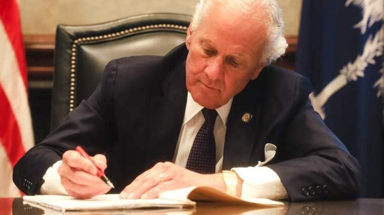 S.C. governor signs ban on gender-affirming care for minors - Vimarsana News