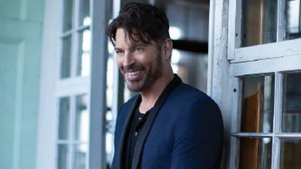 Harry Connick, Jr. is coming to the Bell Auditorium. (Source: Spectra)